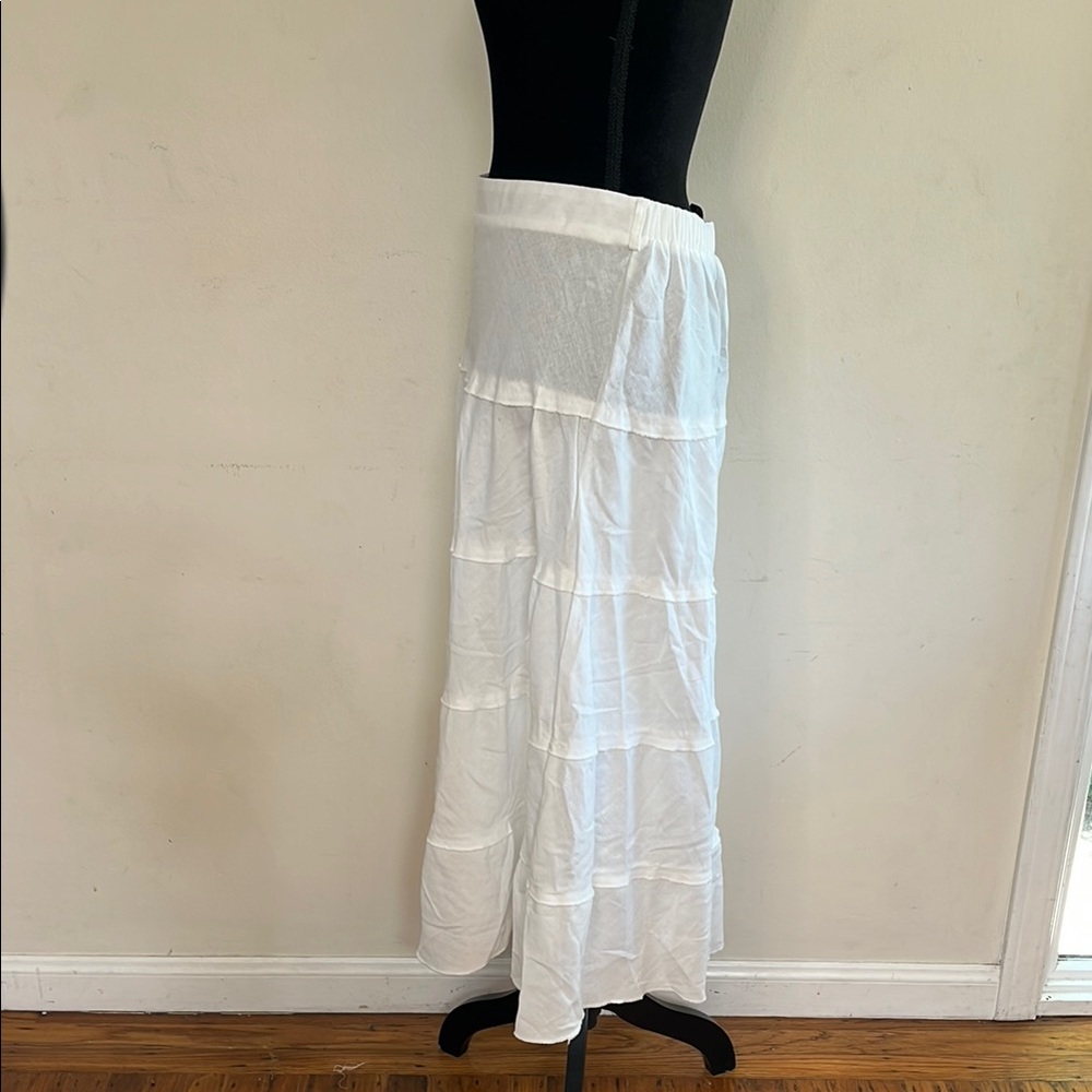Metro Wear White A-Line Tiered Maxi Skirt - Picture 3 of 6